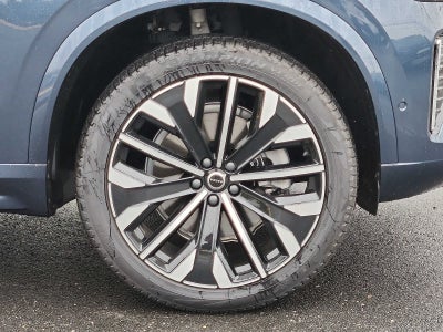 2026 Volvo XC90 Plus