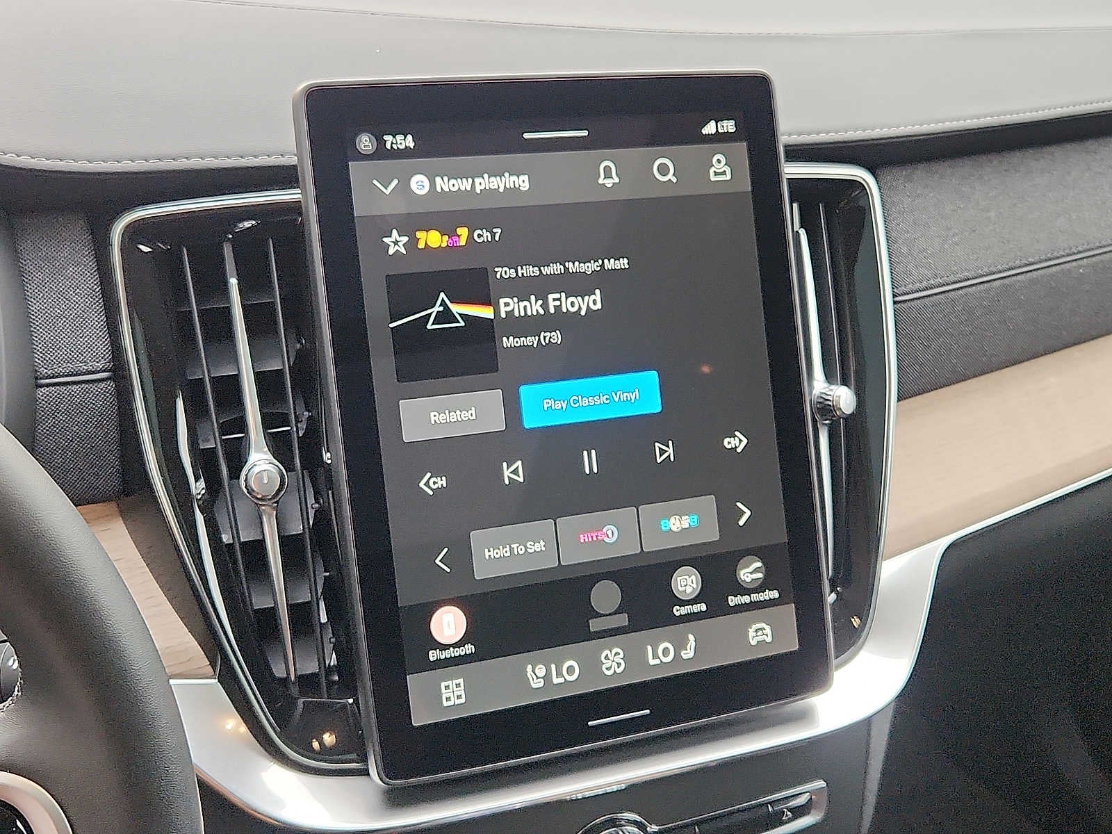 2026 Volvo XC90 Plus