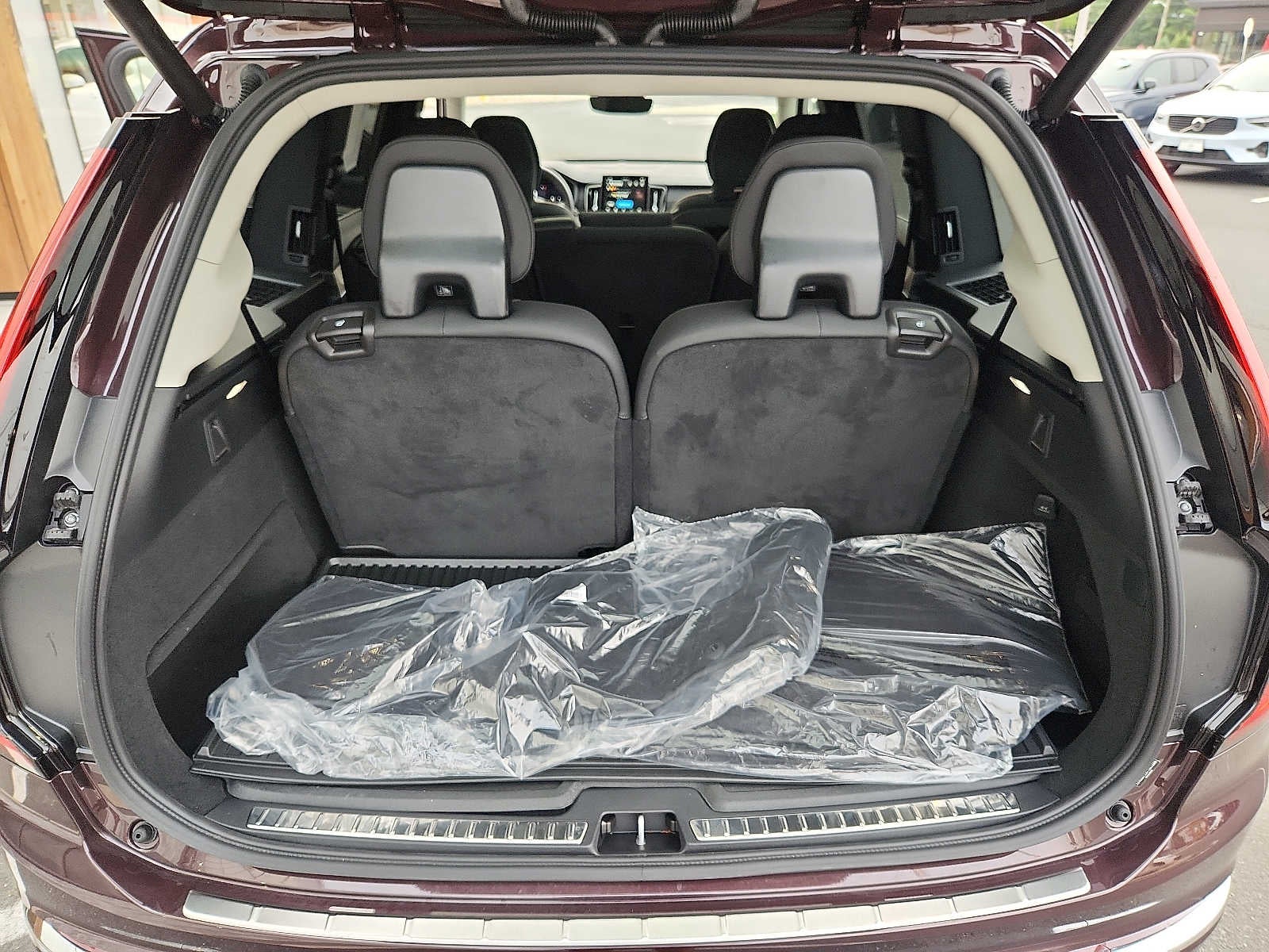 2026 Volvo XC90 Plus