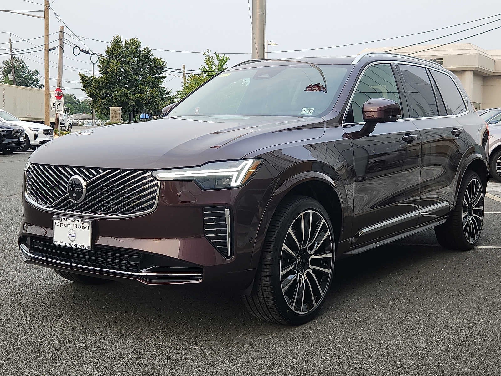 2026 Volvo XC90 Plus