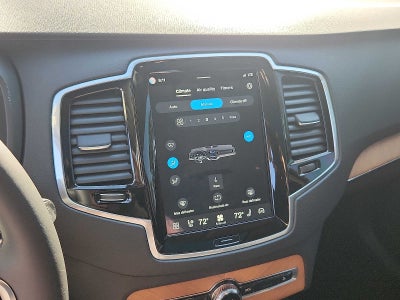 2024 Volvo XC90 Plus Bright Theme