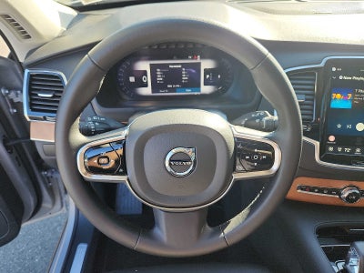 2024 Volvo XC90 Plus Bright Theme