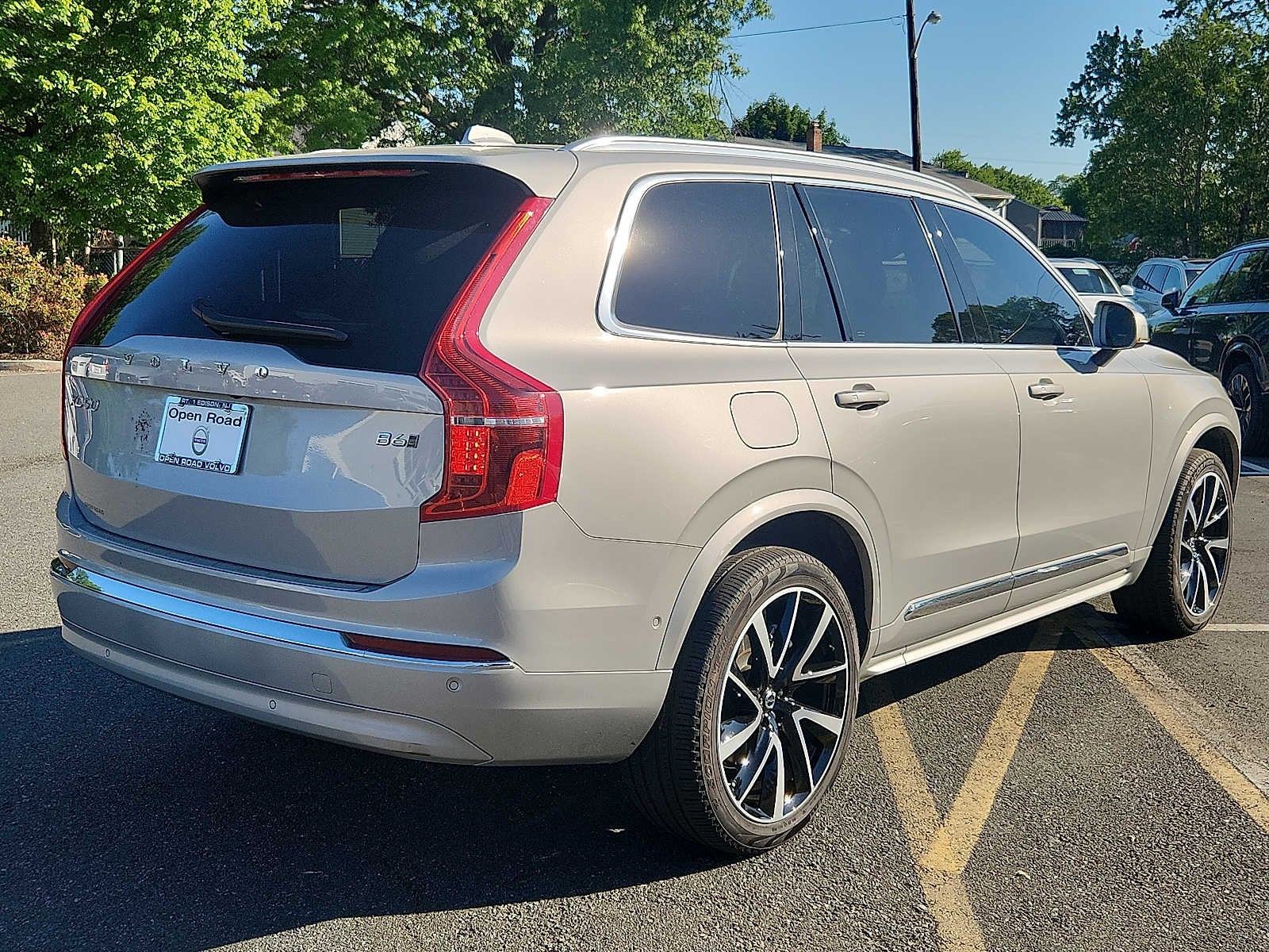 2024 Volvo XC90 Plus Bright Theme