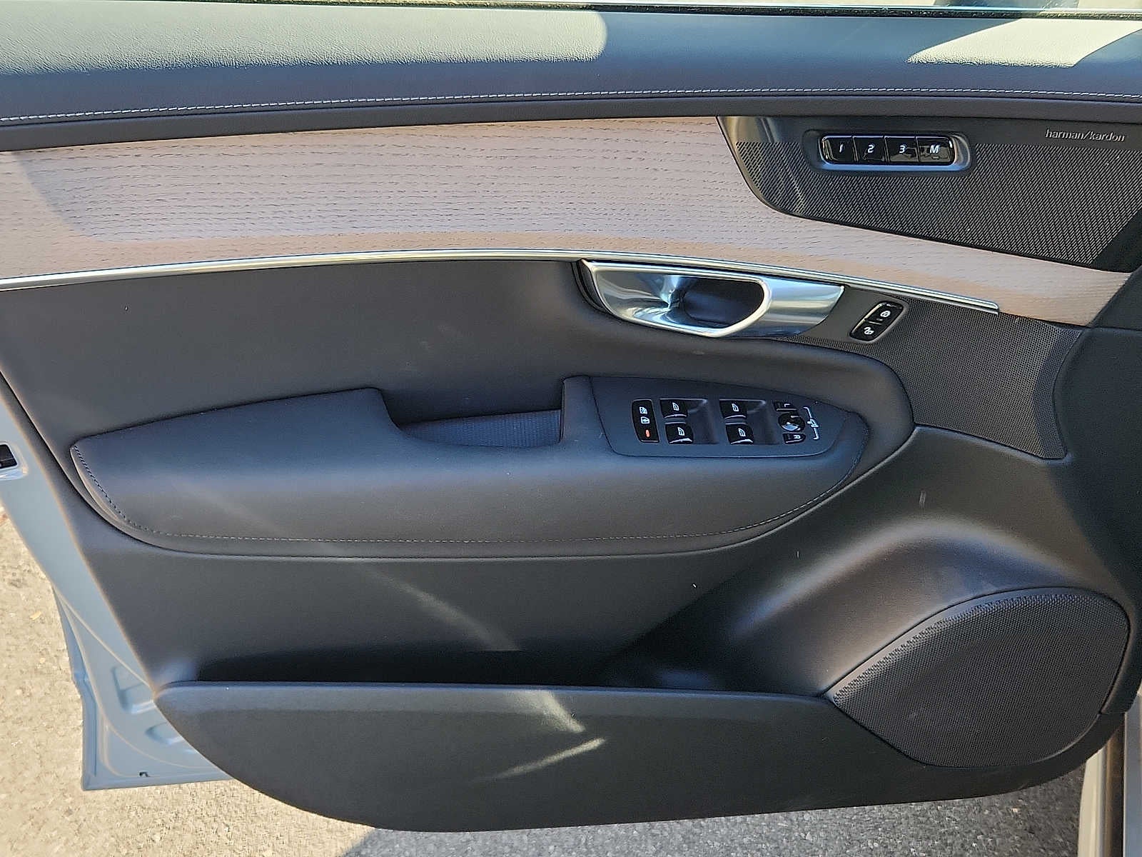 2026 Volvo XC90 Plus