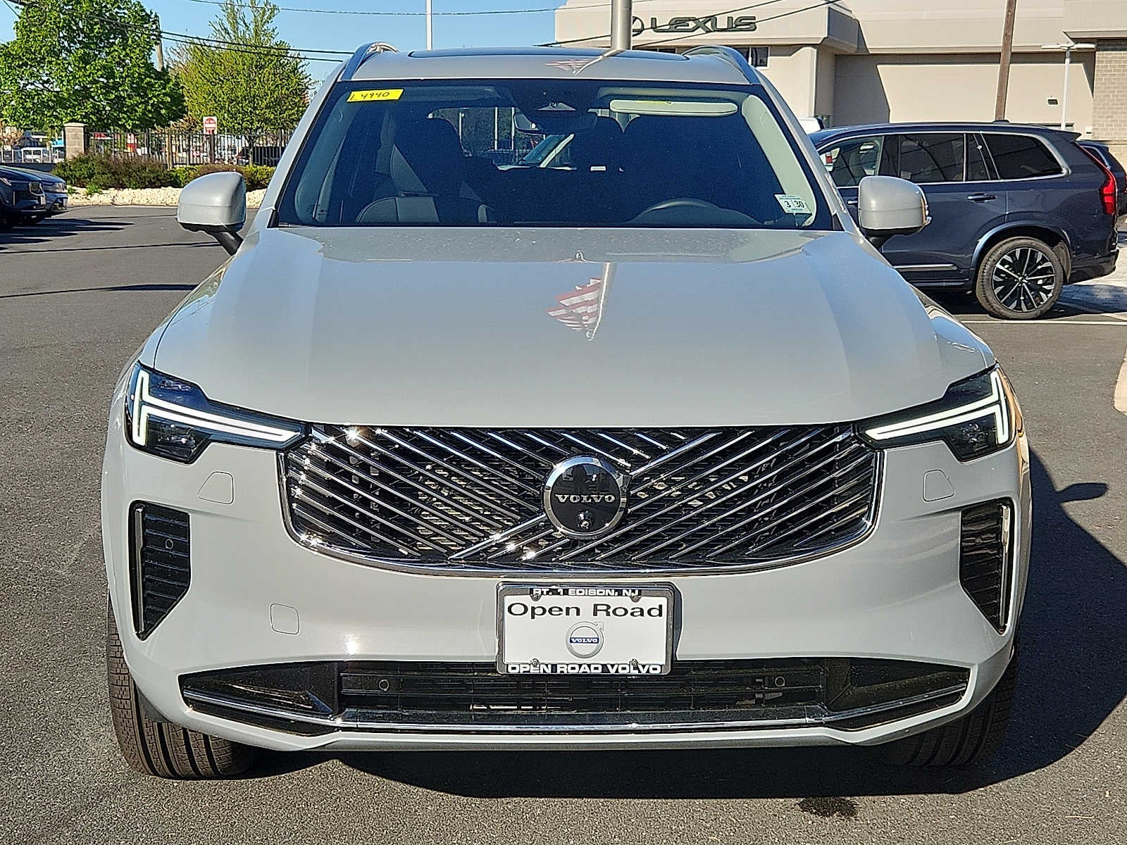 2026 Volvo XC90 Plus