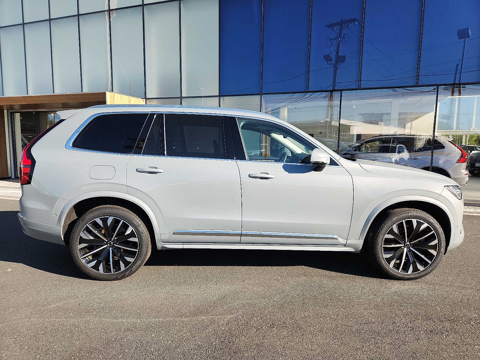 2026 Volvo XC90 Plus