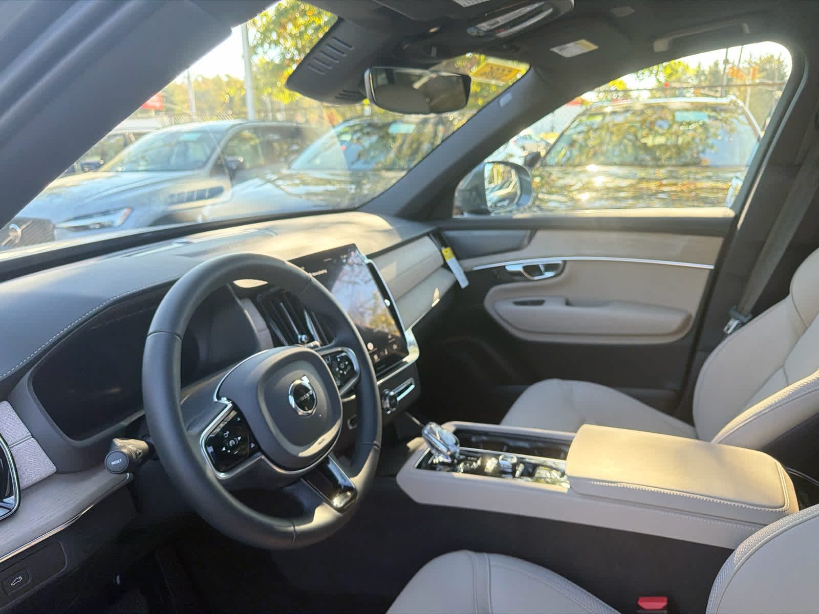 2027 Volvo XC90 Plus