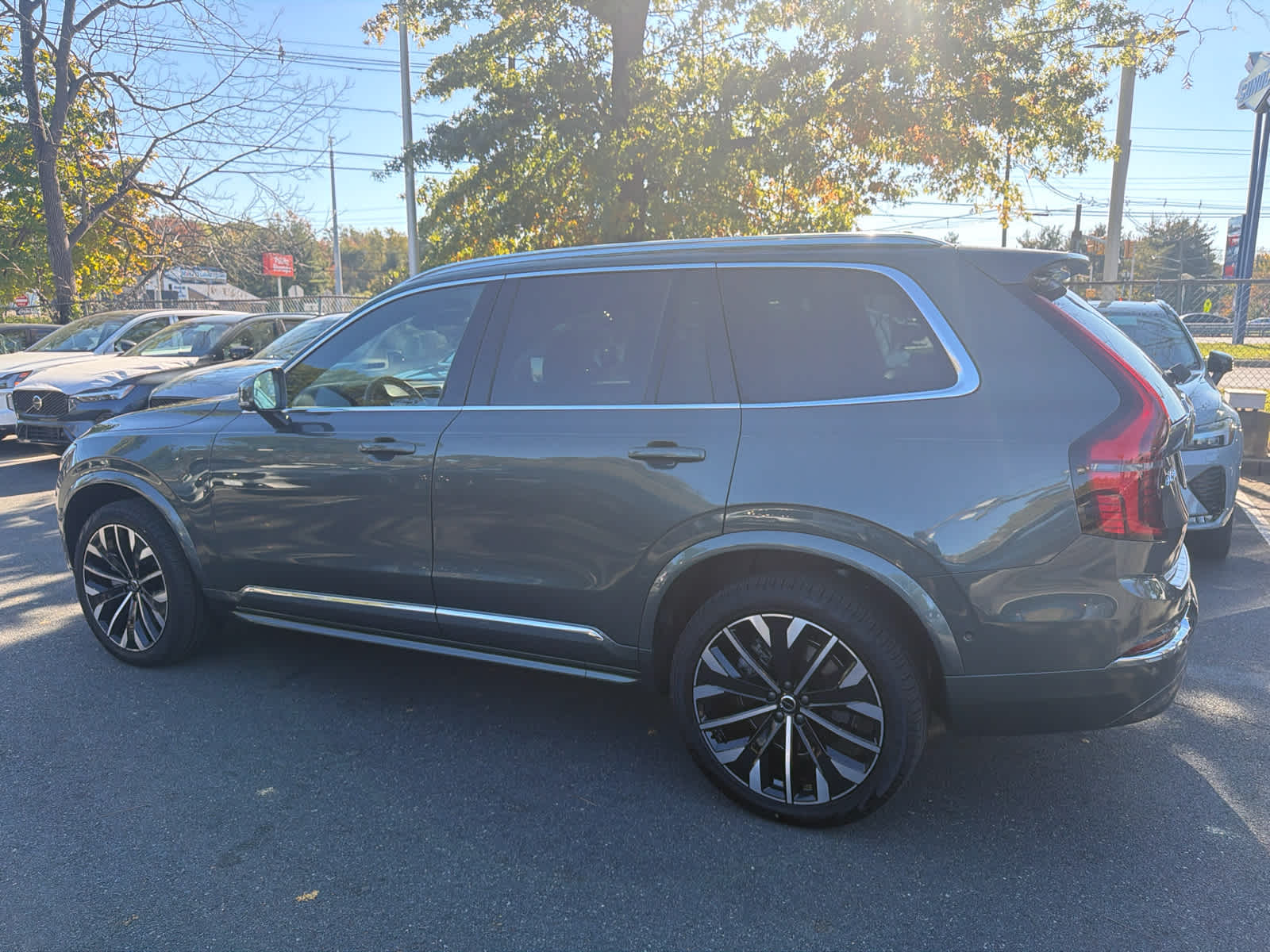 2027 Volvo XC90 Plus