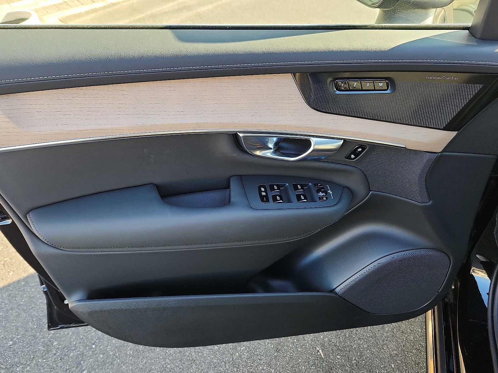 2026 Volvo XC90 Plus