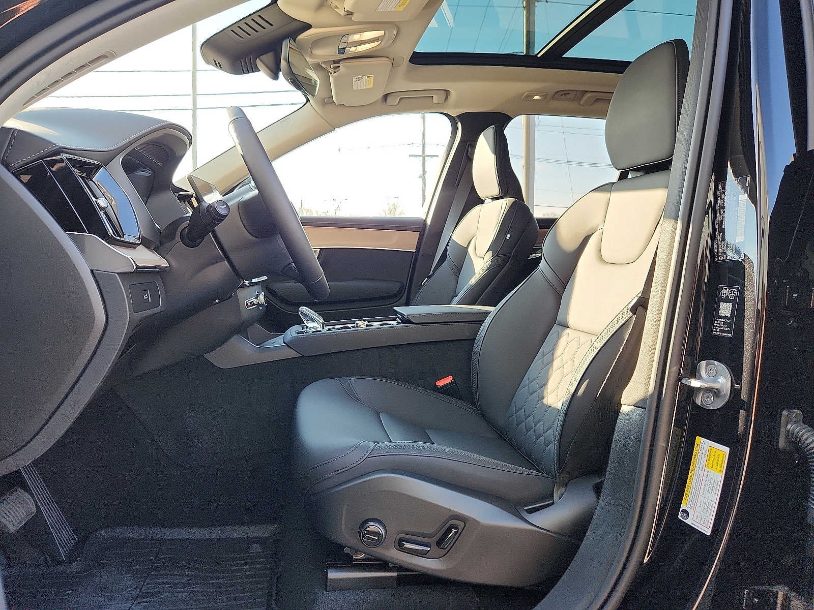 2026 Volvo XC90 Plus