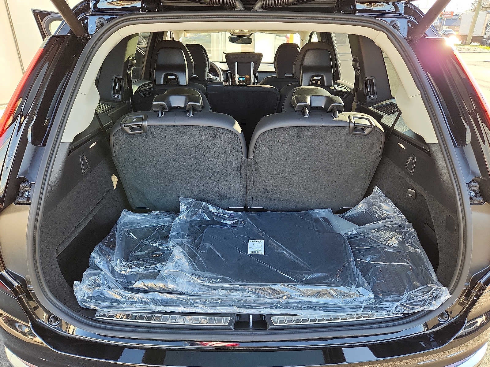 2026 Volvo XC90 Plus