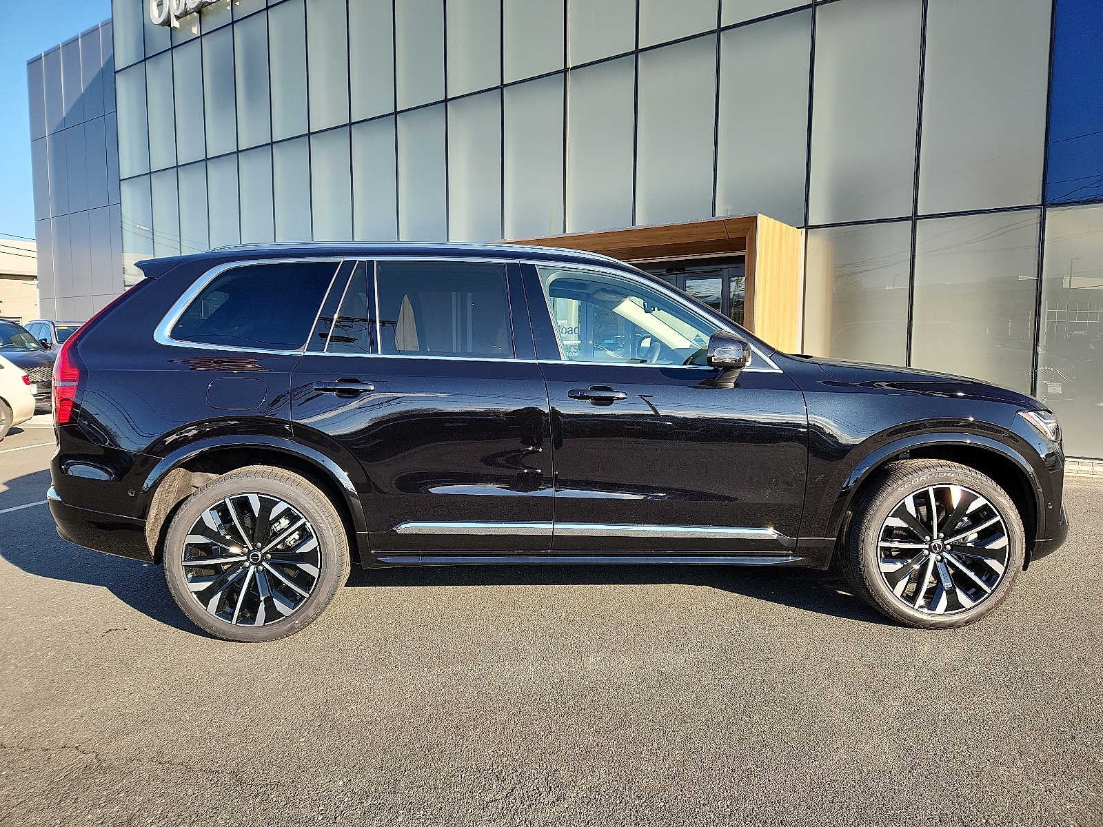 2026 Volvo XC90 Plus