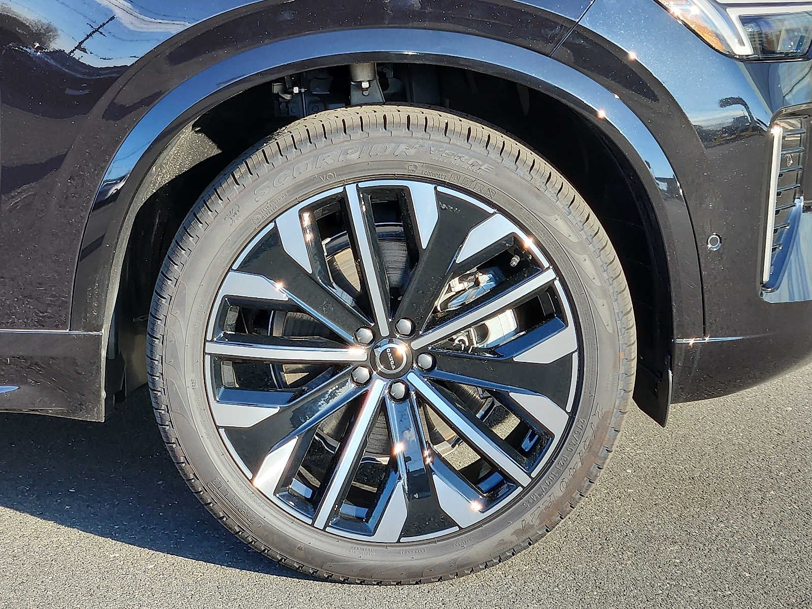 2026 Volvo XC90 Plus