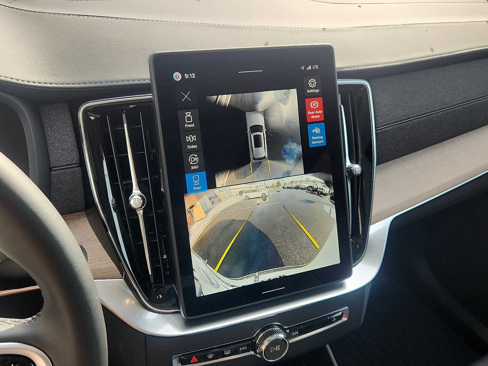2026 Volvo XC90 Plus