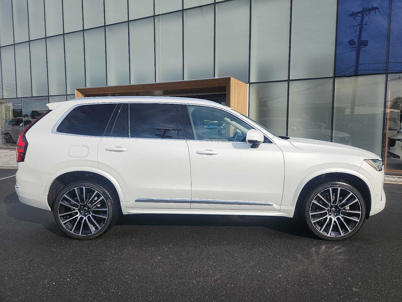 2026 Volvo XC90 Plus