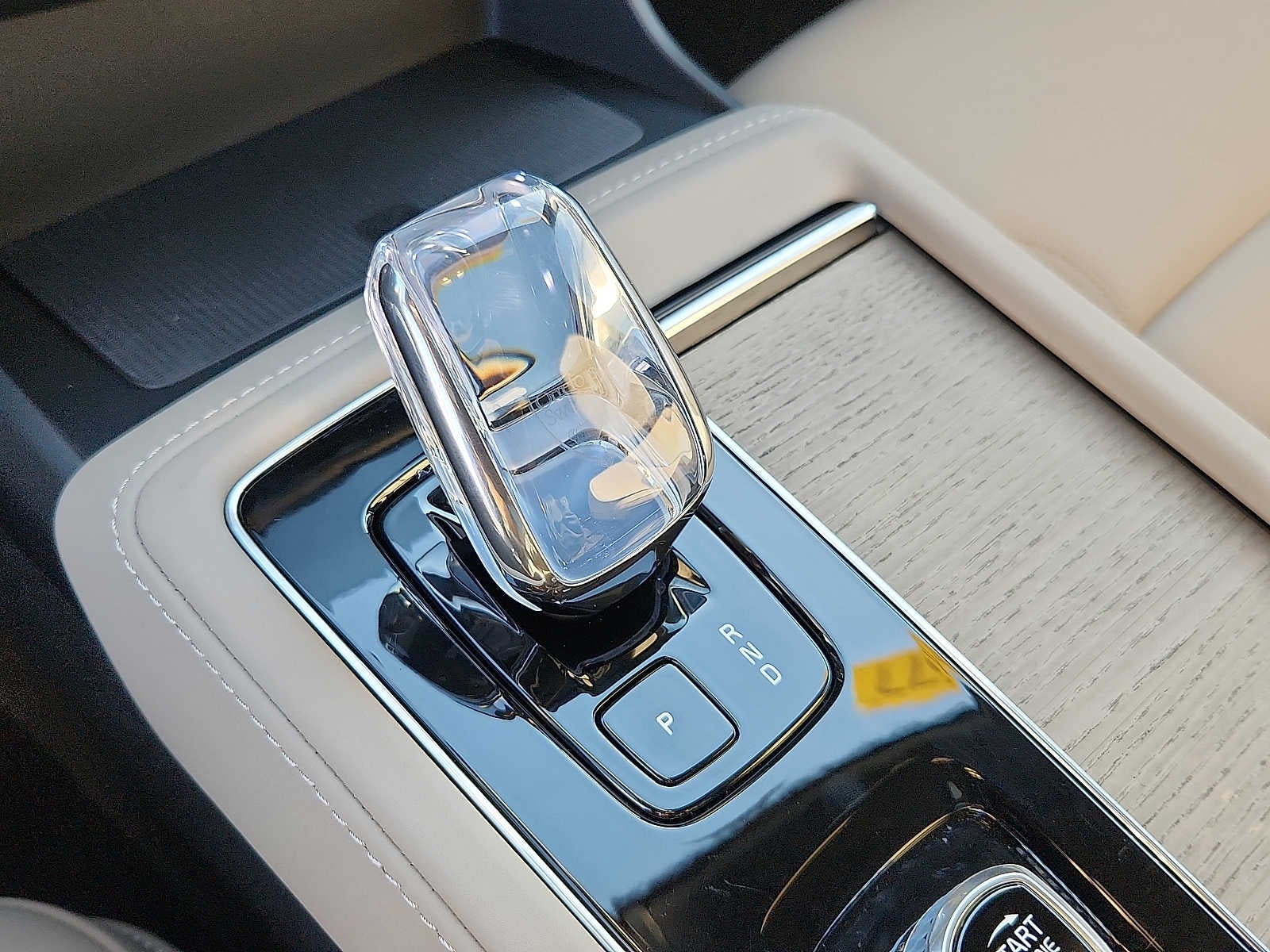 2027 Volvo XC90 Plus