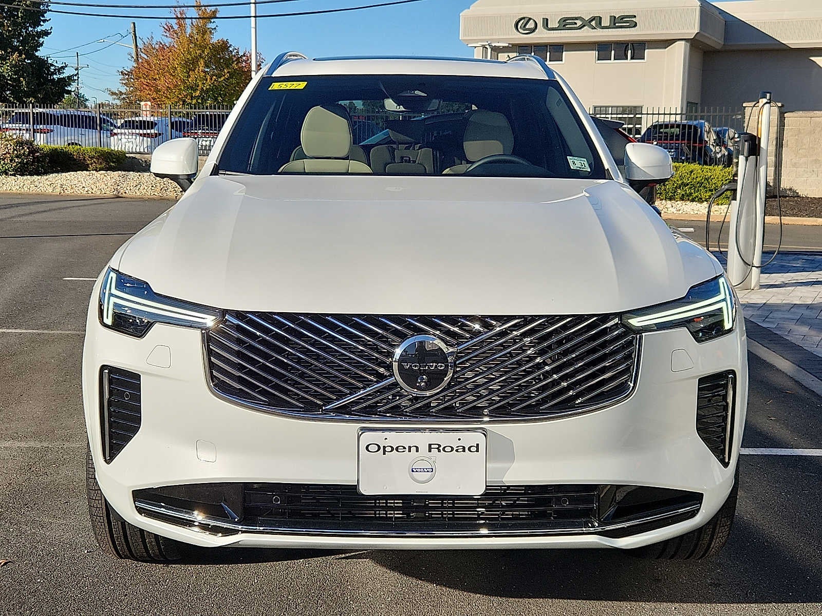 2027 Volvo XC90 Plus
