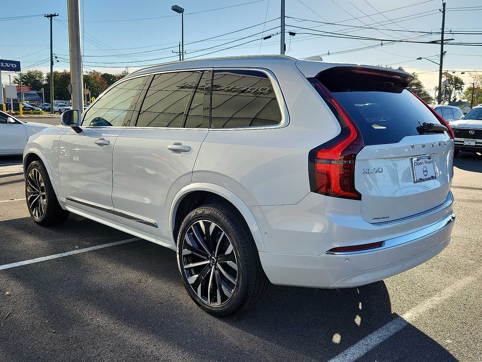 2027 Volvo XC90 Plus