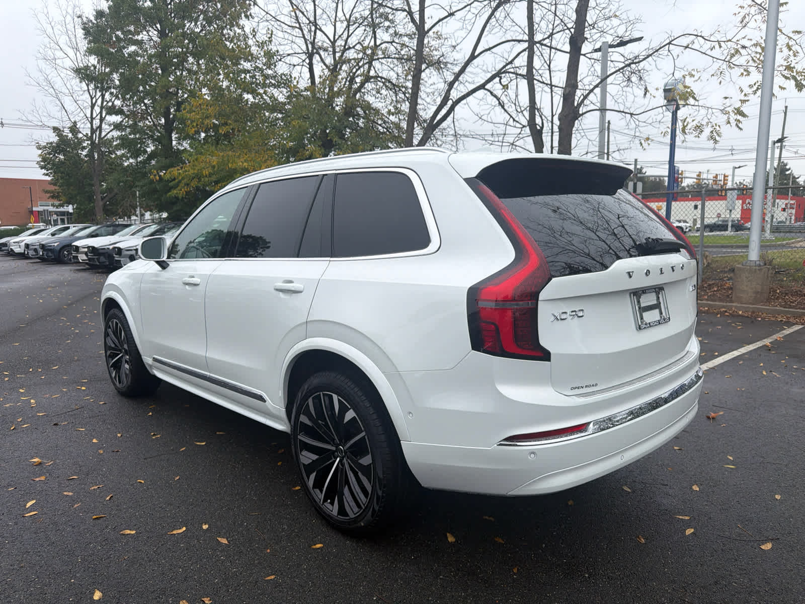 2027 Volvo XC90 Plus