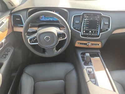 2024 Volvo XC90 Plus Bright Theme
