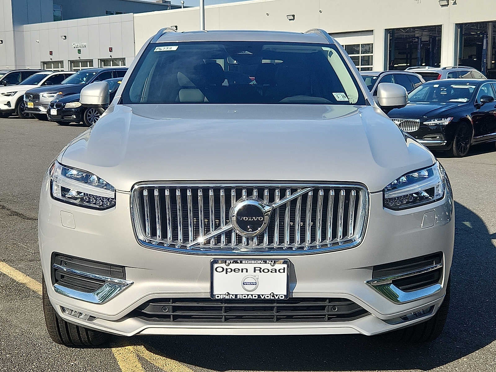 2024 Volvo XC90 Plus Bright Theme