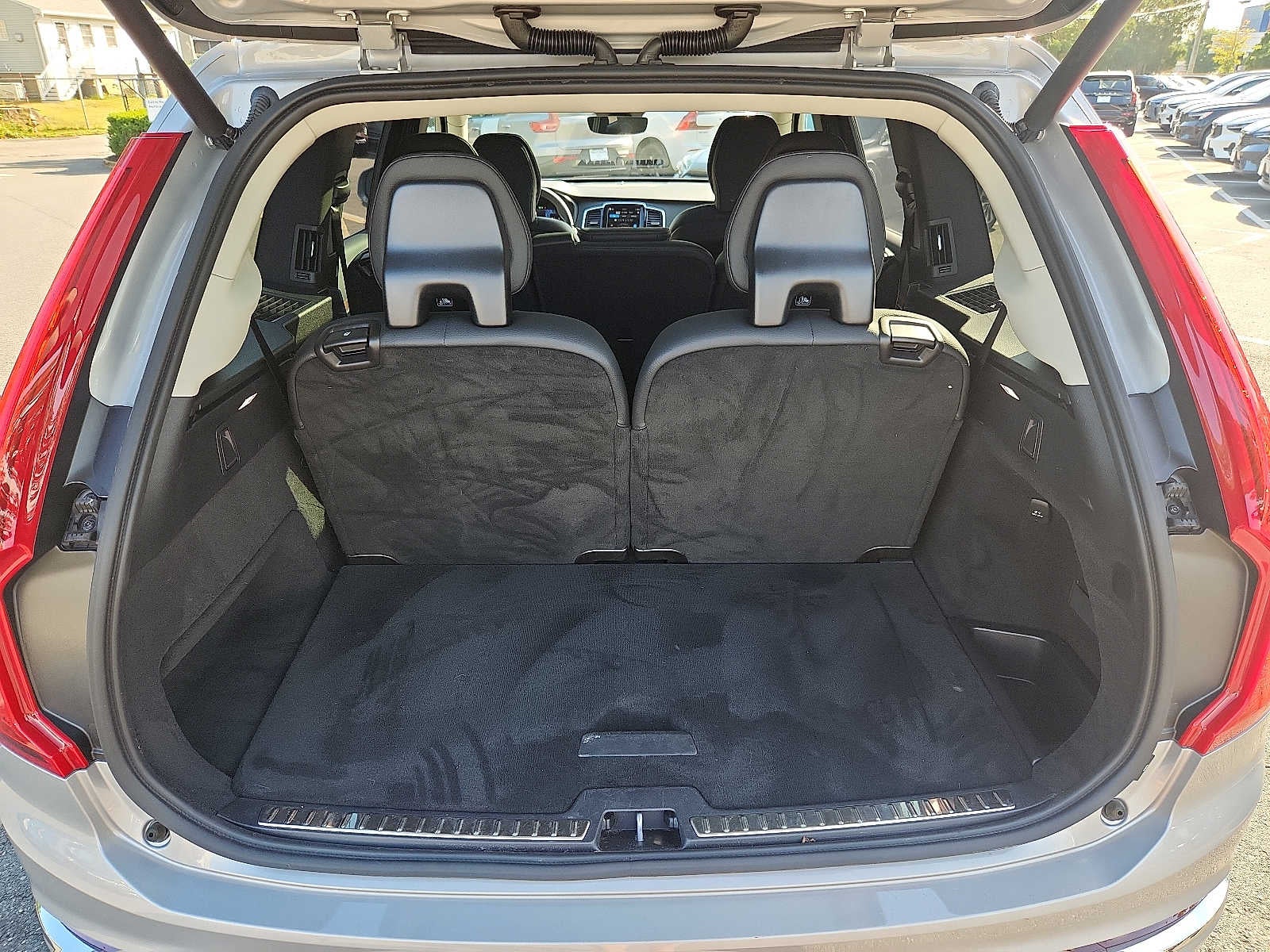 2024 Volvo XC90 Plus Bright Theme