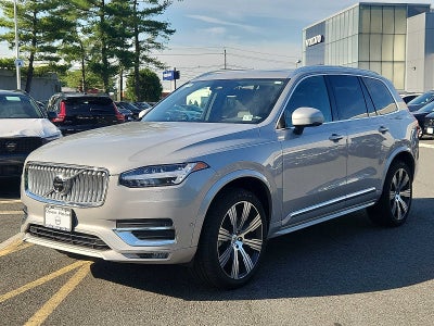 2024 Volvo XC90 Plus Bright Theme