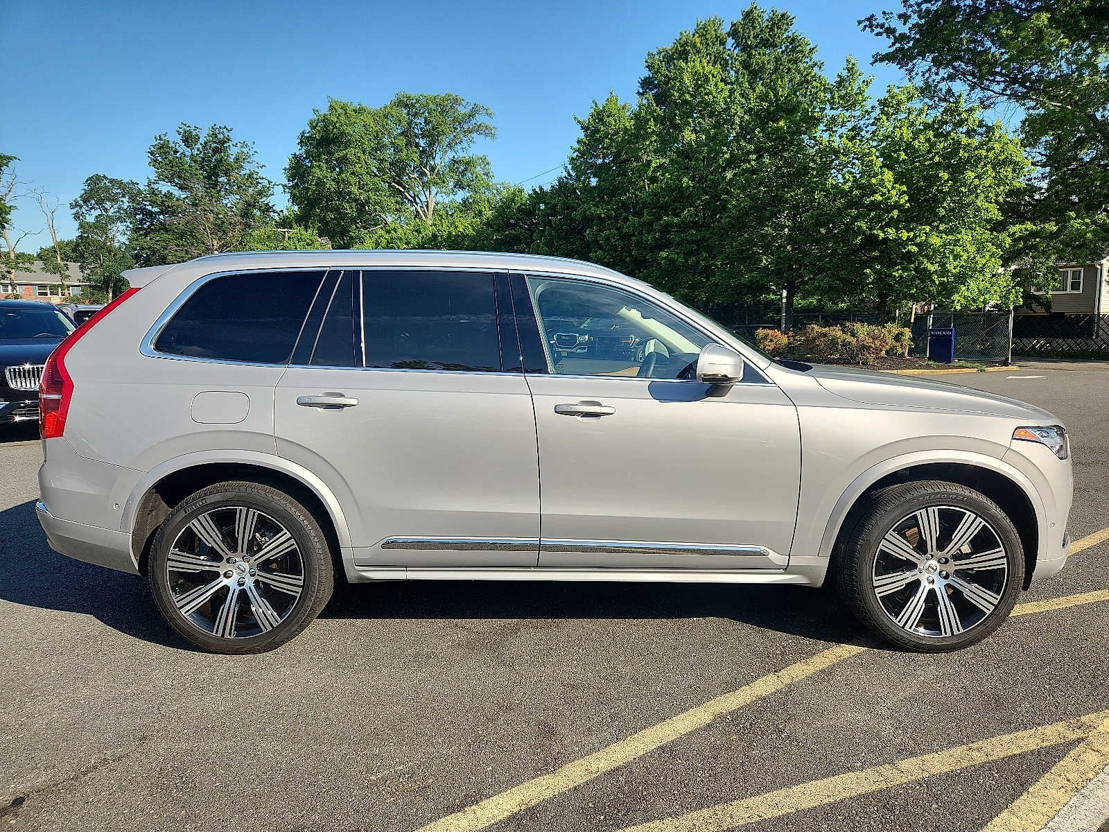 2024 Volvo XC90 Plus Bright Theme