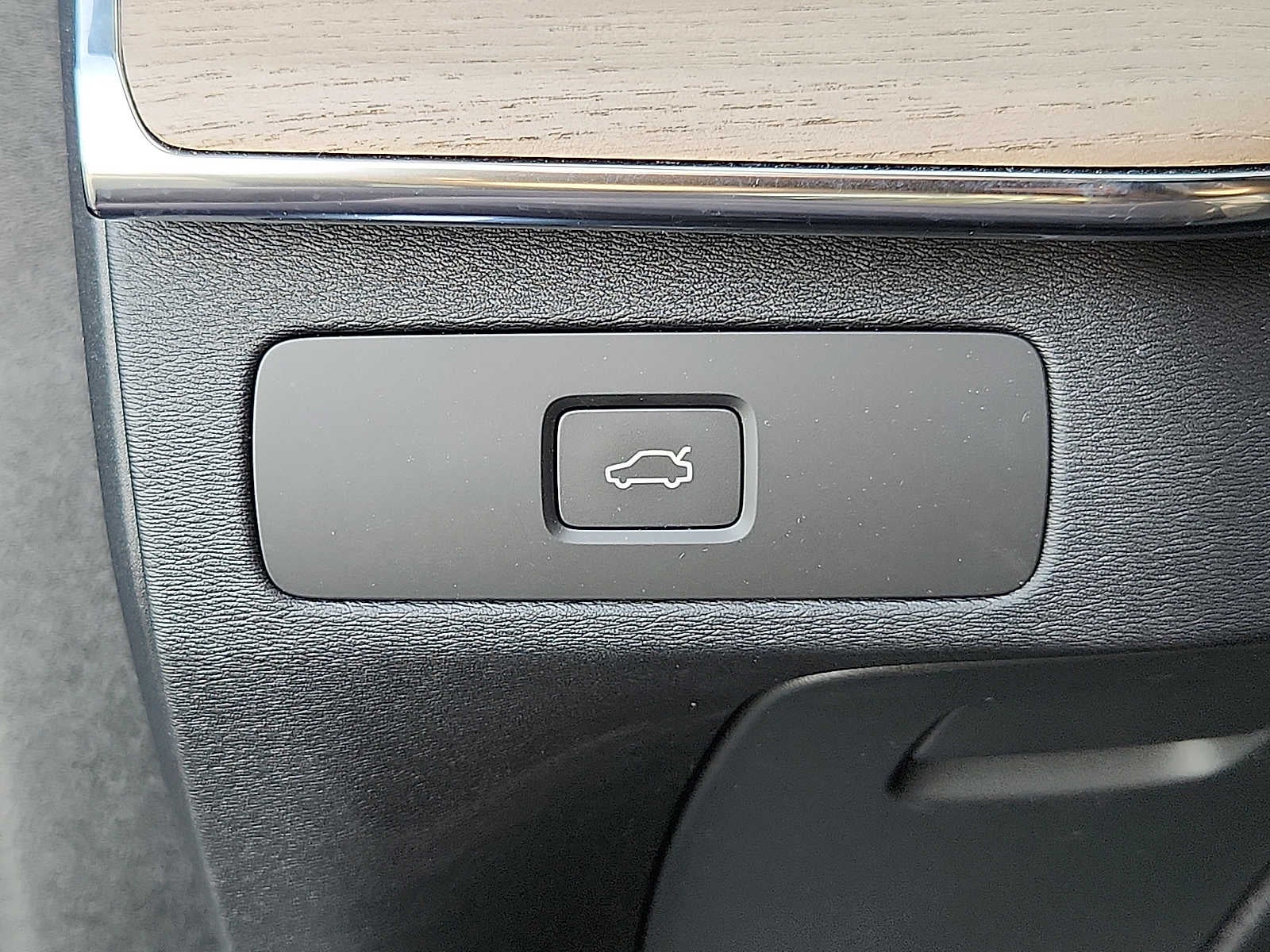 2026 Volvo XC90 Plus