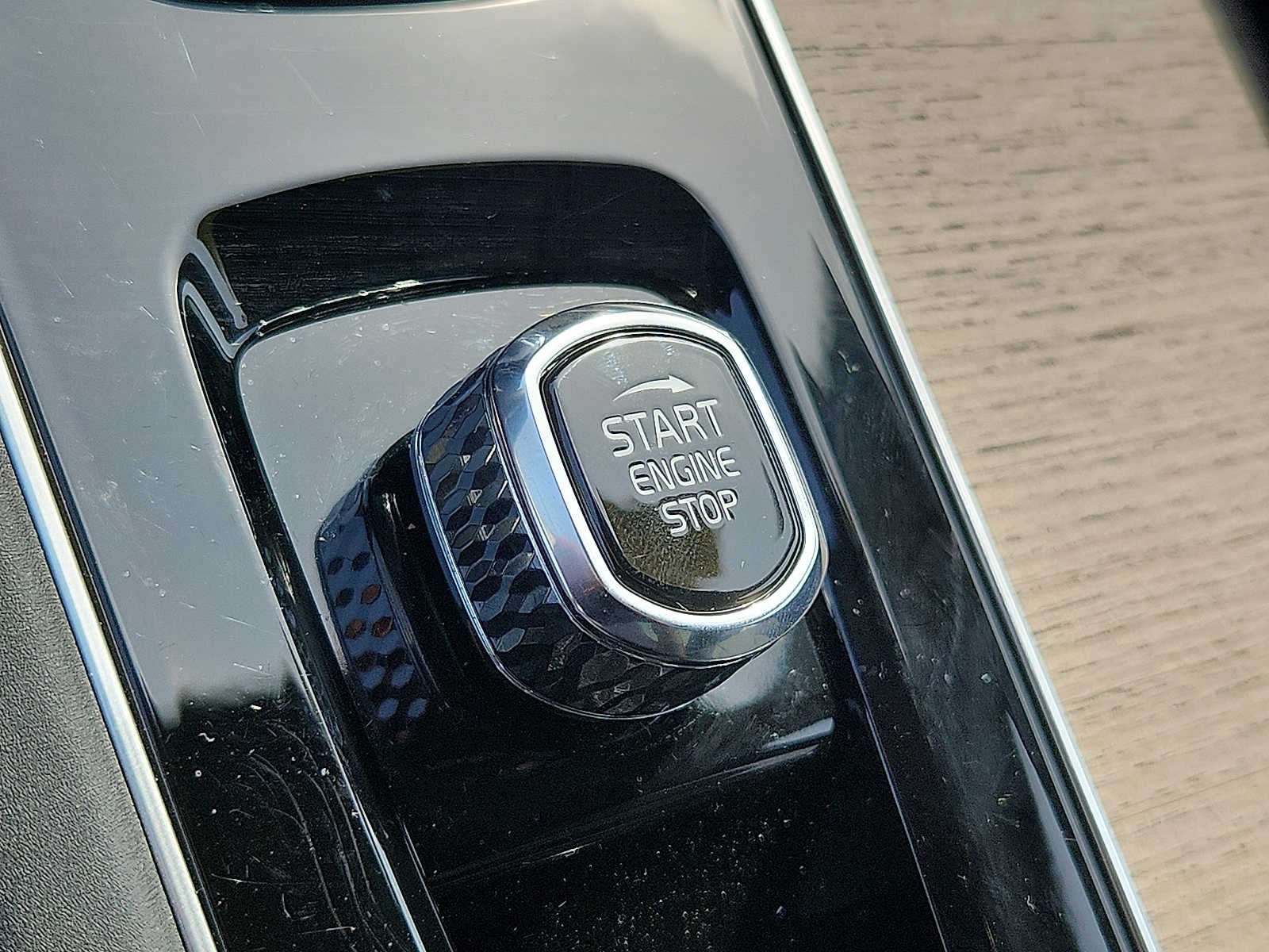 2026 Volvo XC90 Plus