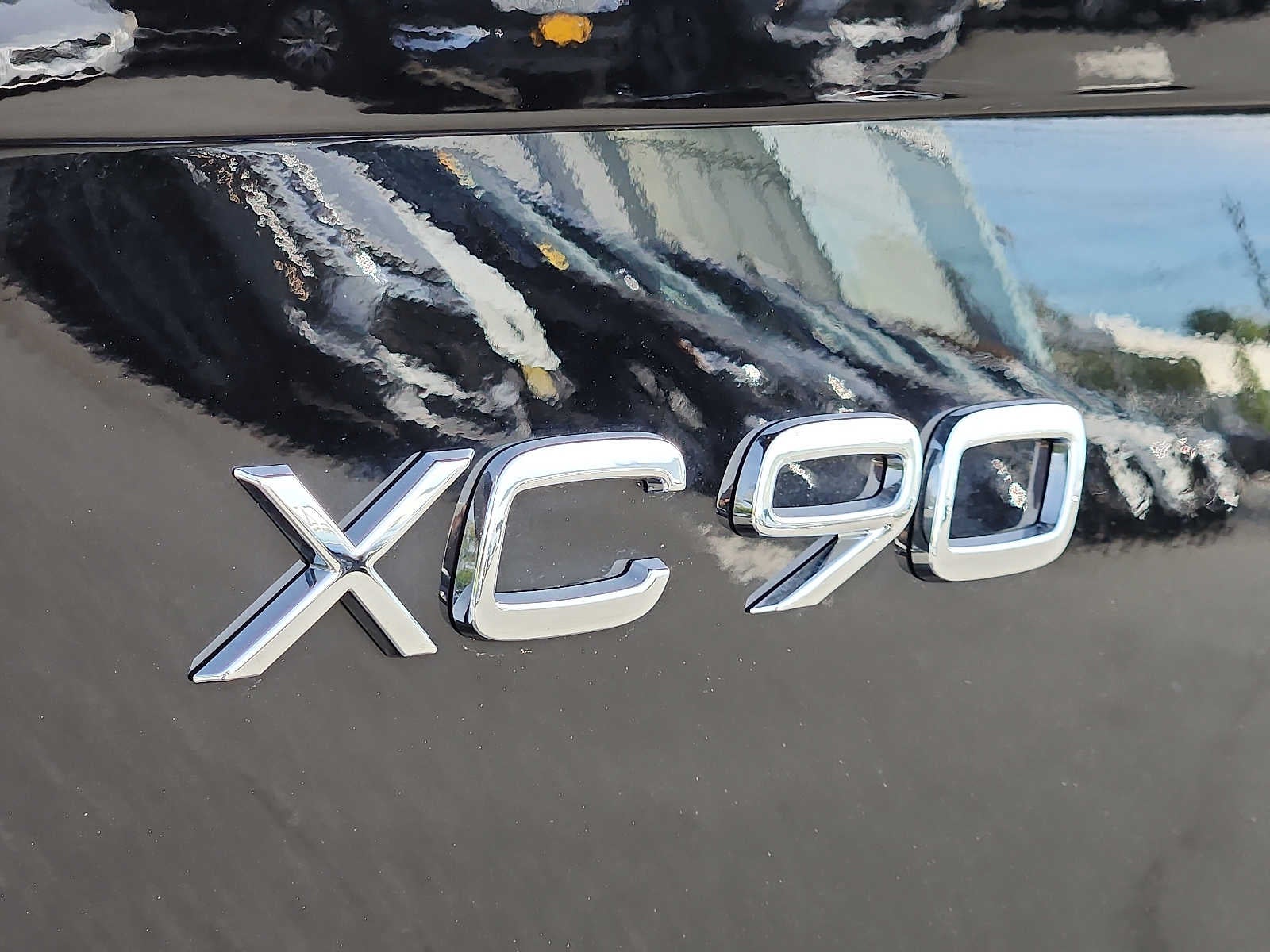 2026 Volvo XC90 Plus