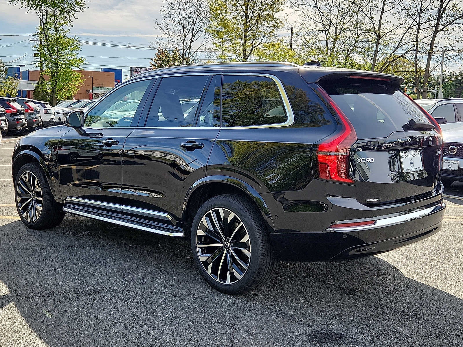 2026 Volvo XC90 Plus