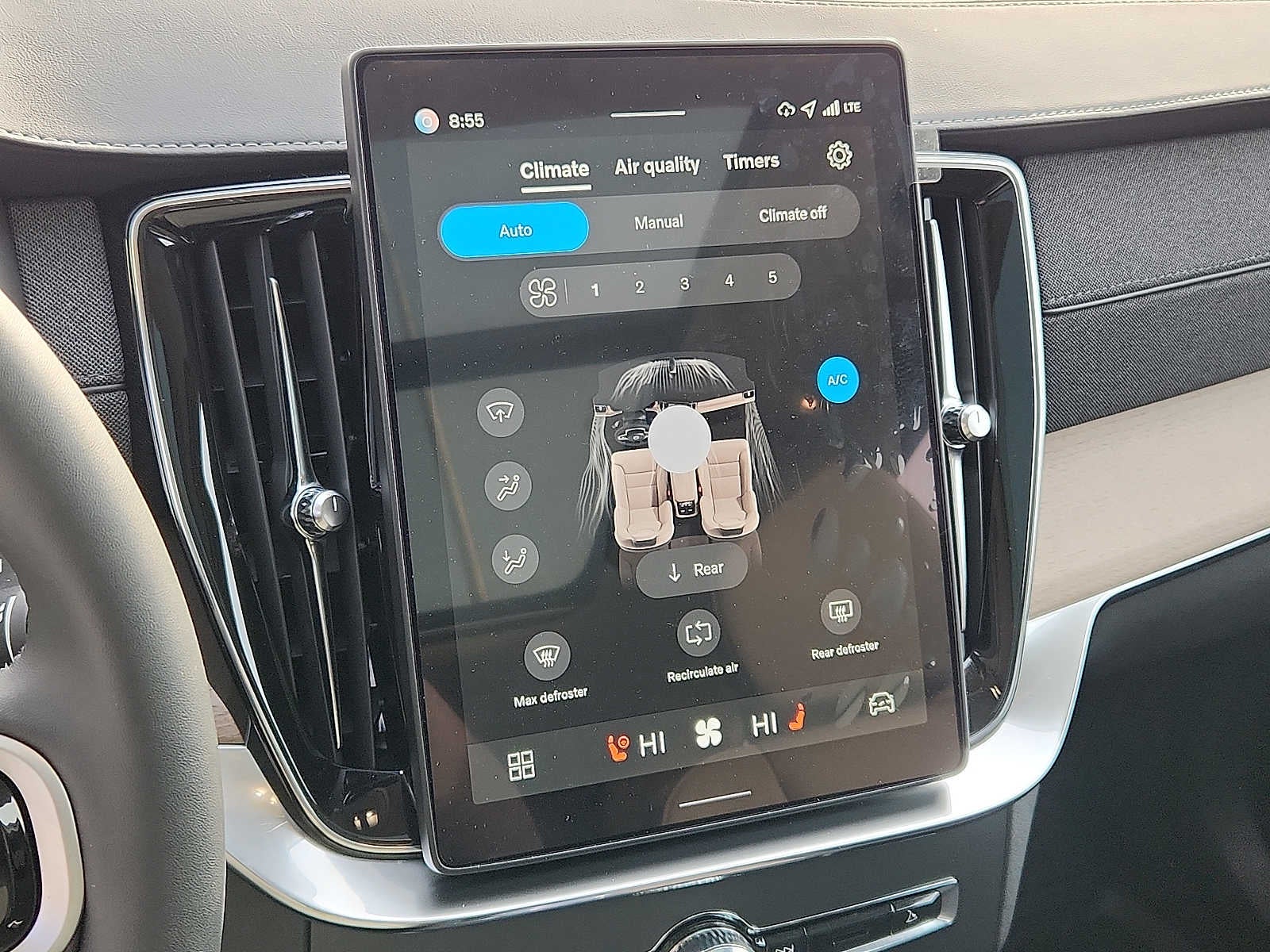 2026 Volvo XC90 Plus