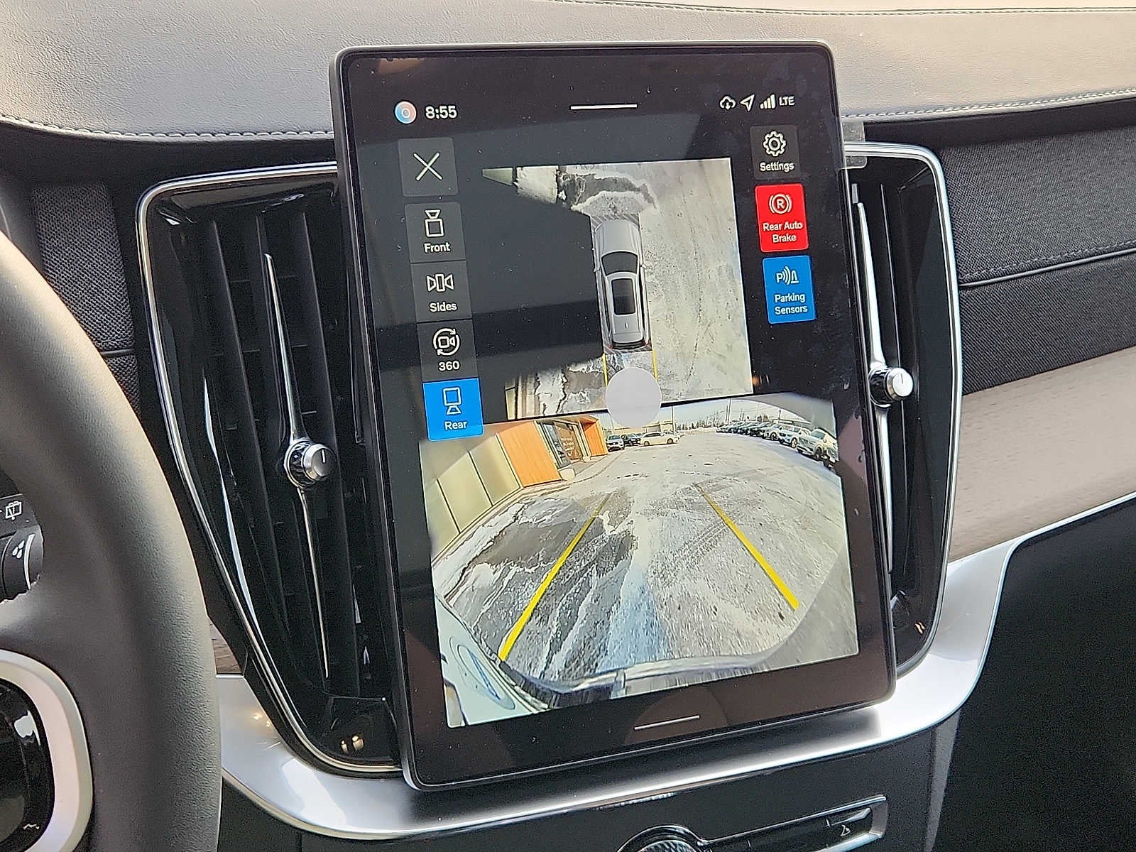 2026 Volvo XC90 Plus