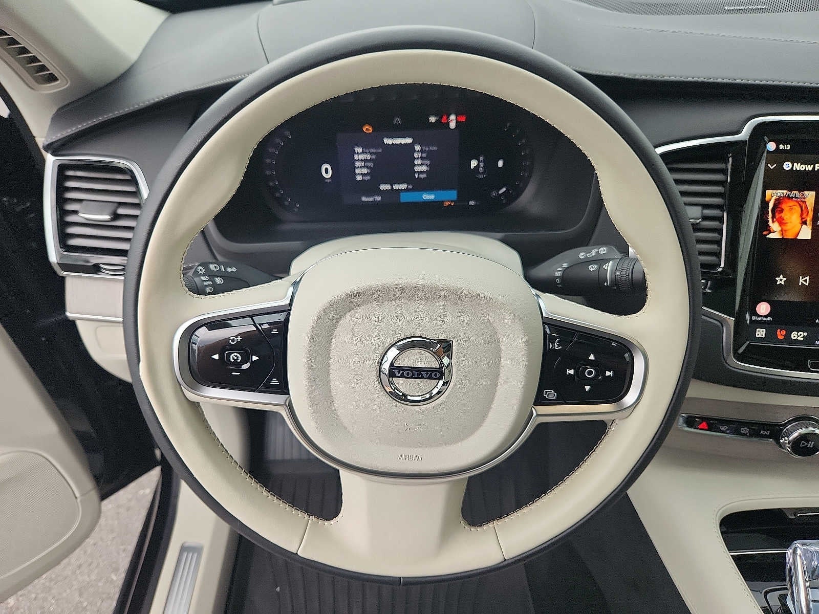 2025 Volvo XC90 Ultra