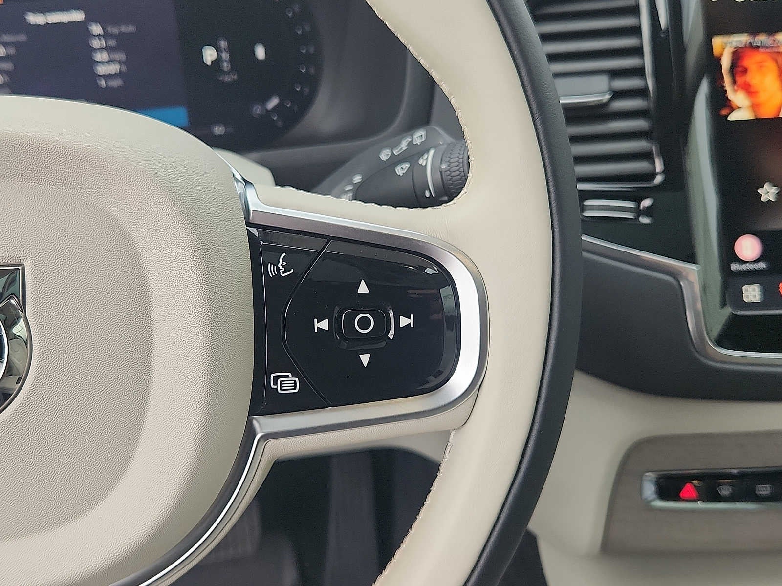 2025 Volvo XC90 Ultra