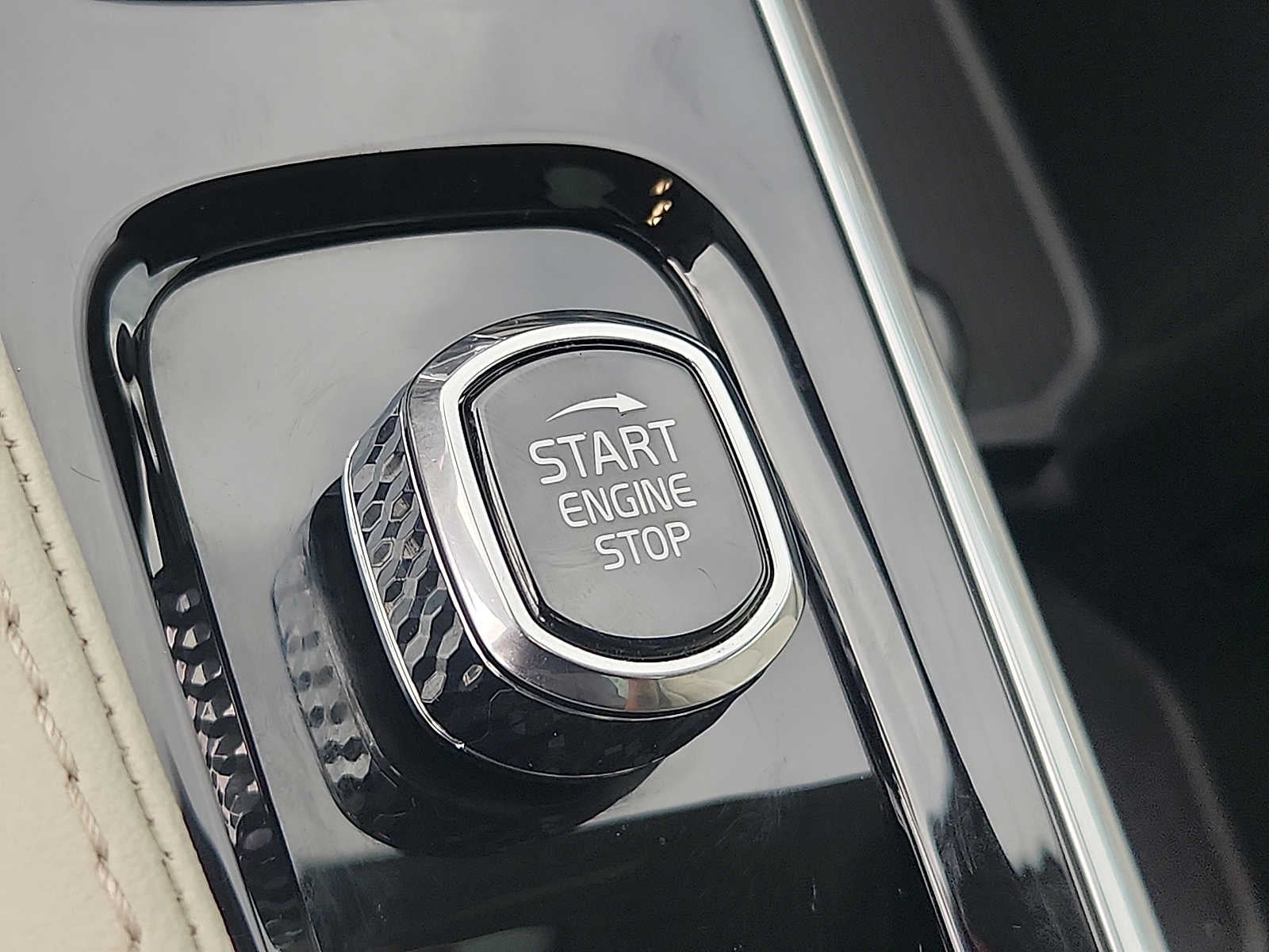 2025 Volvo XC90 Ultra