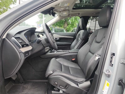 2024 Volvo XC90 Ultimate Bright Theme