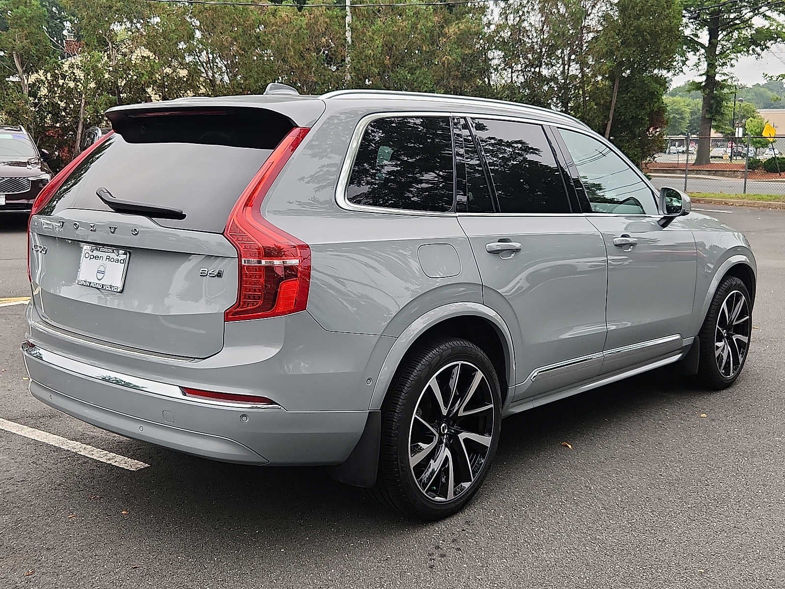 2024 Volvo XC90 Ultimate Bright Theme