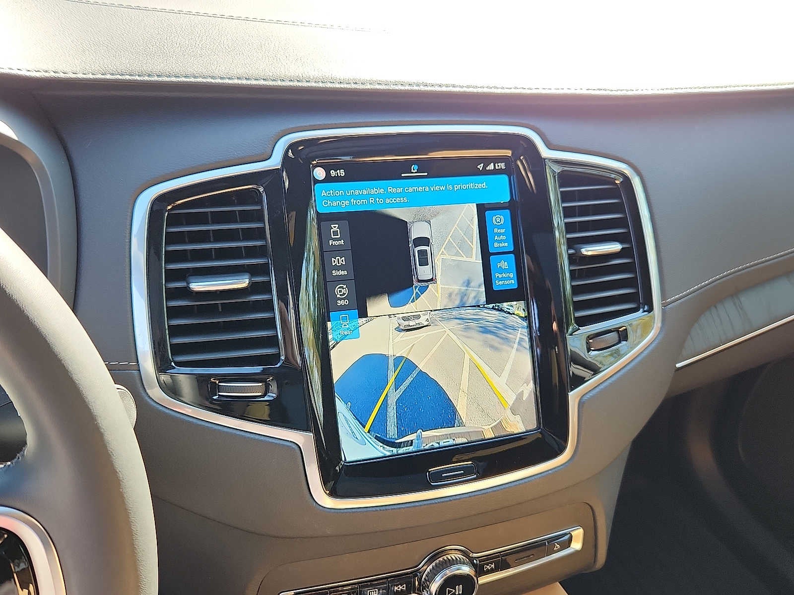 2024 Volvo XC90 Ultimate Bright Theme