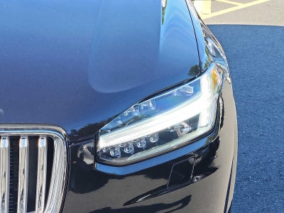 2024 Volvo XC90 Ultimate Bright Theme