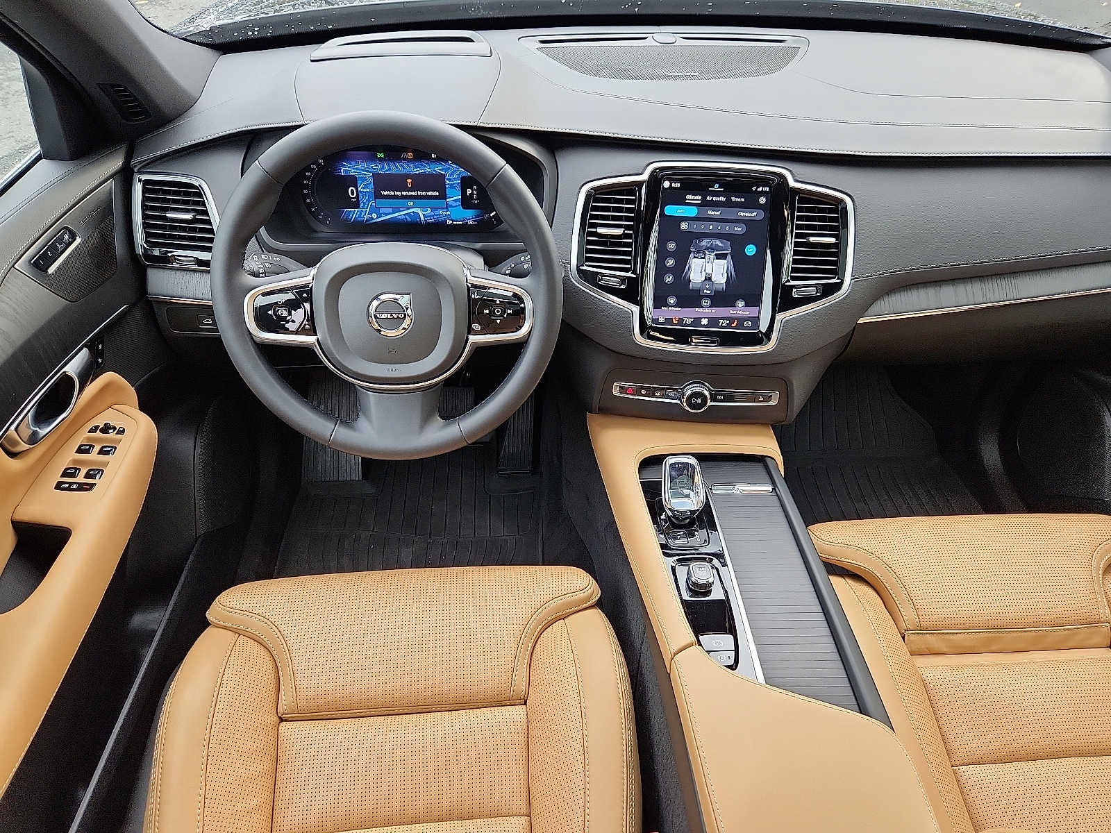 2024 Volvo XC90 Ultimate Bright Theme