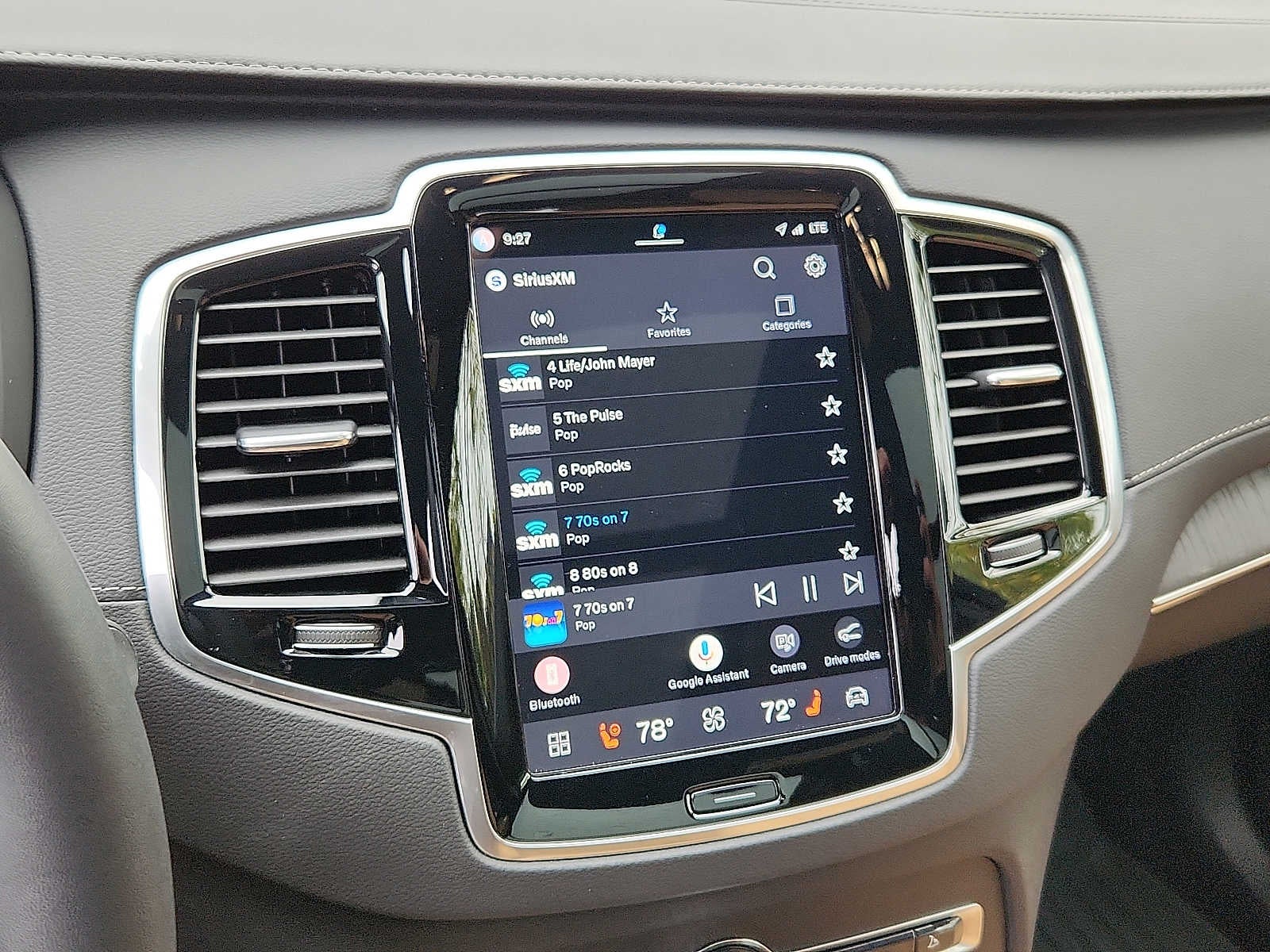 2024 Volvo XC90 Ultimate Bright Theme