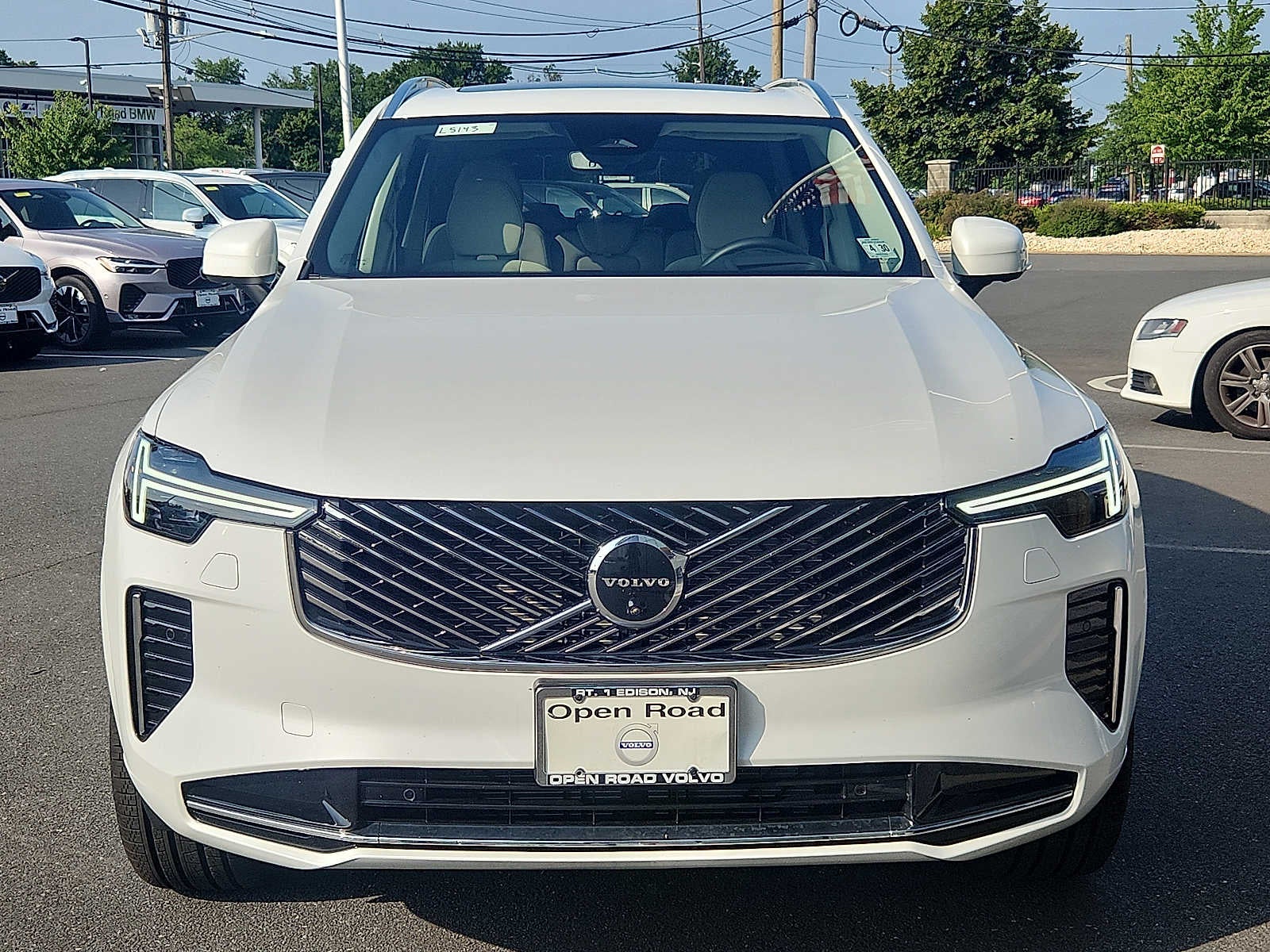 2026 Volvo XC90 Ultra - Photo 2