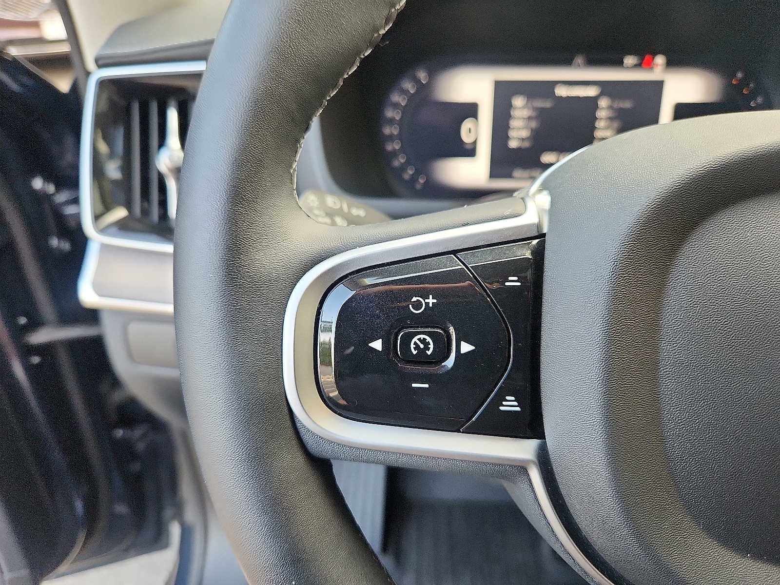 2025 Volvo XC90 Ultra