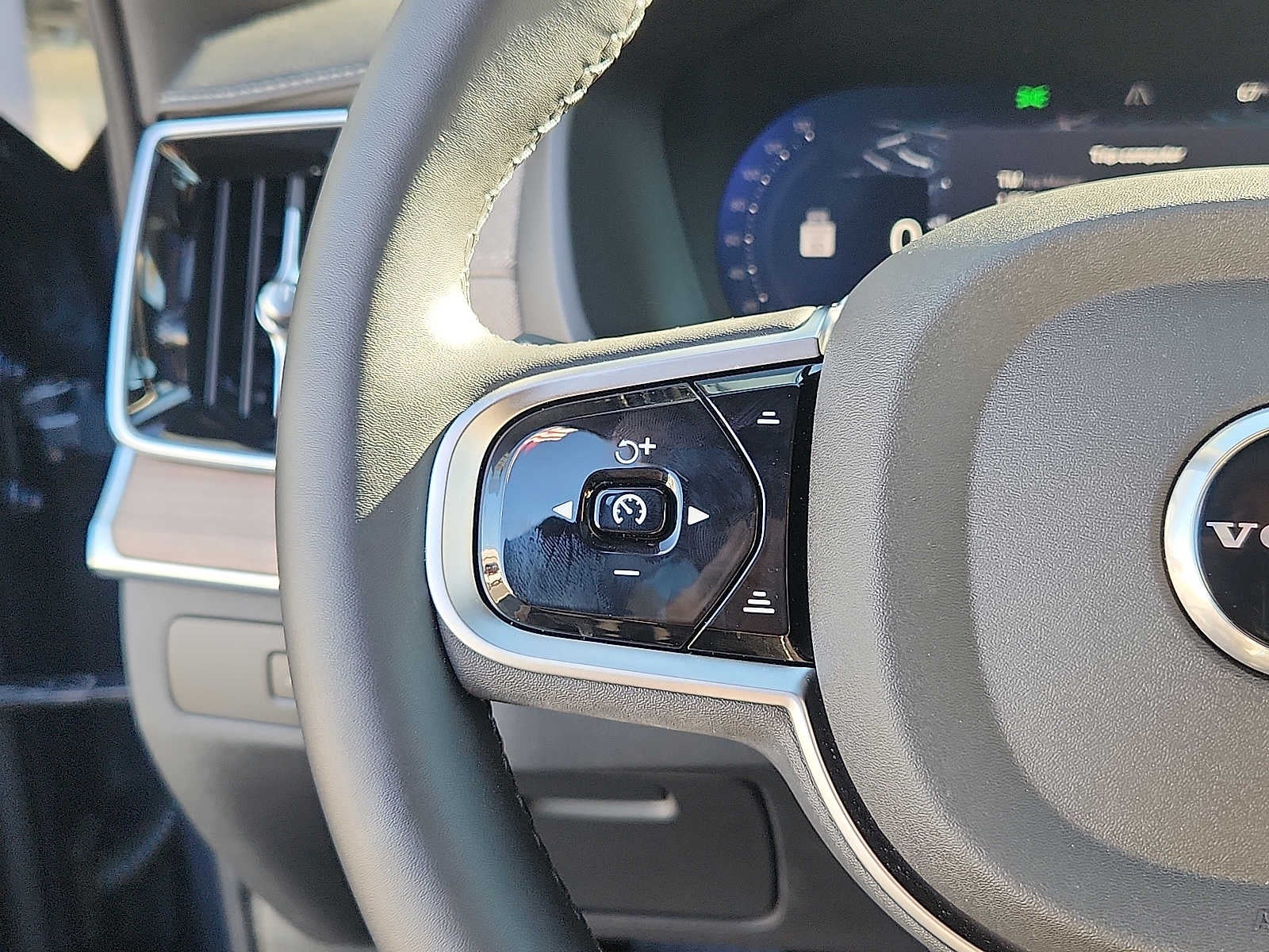 2026 Volvo XC90 Ultra Dark Theme