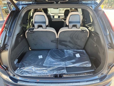 2026 Volvo XC90 Ultra Dark Theme