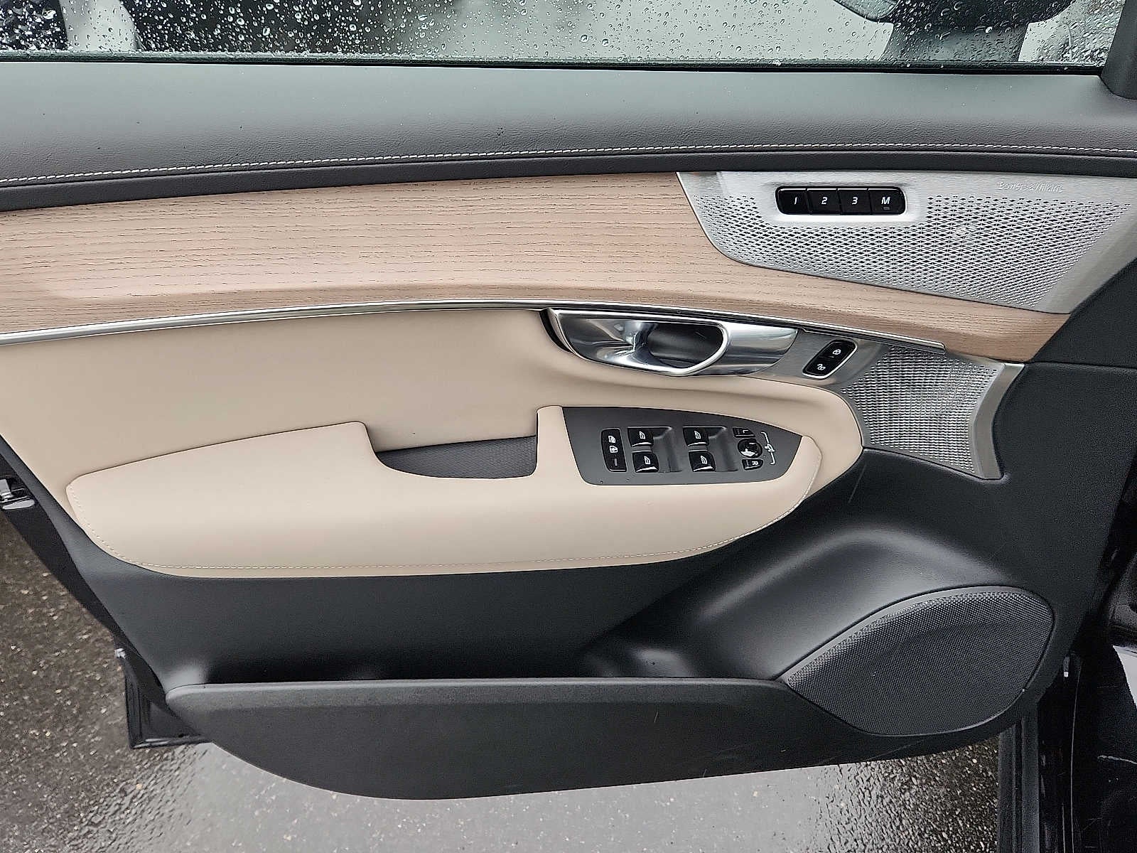 2026 Volvo XC90 Ultra Dark Theme