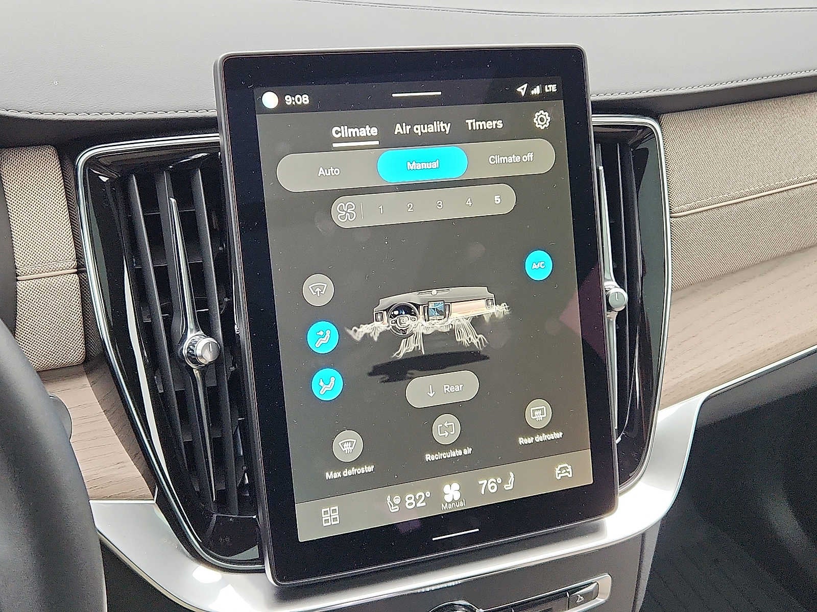 2026 Volvo XC90 Ultra Dark Theme