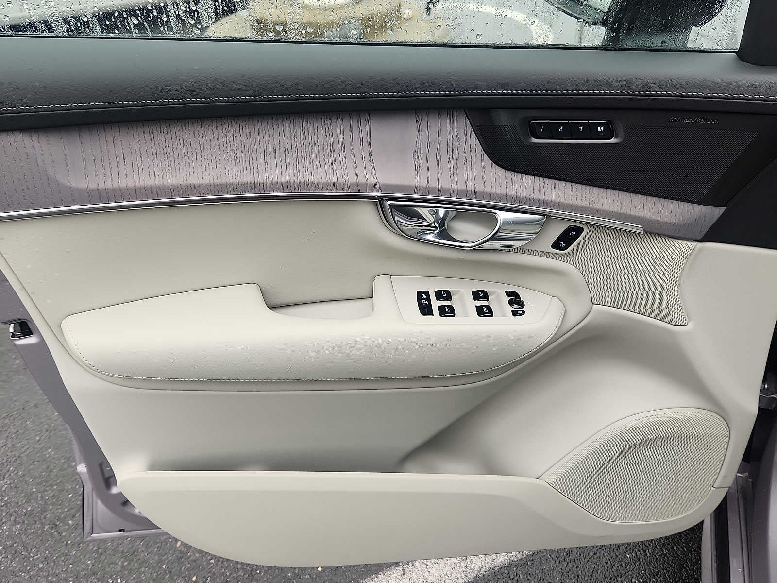 2026 Volvo XC90 Ultra Dark Theme